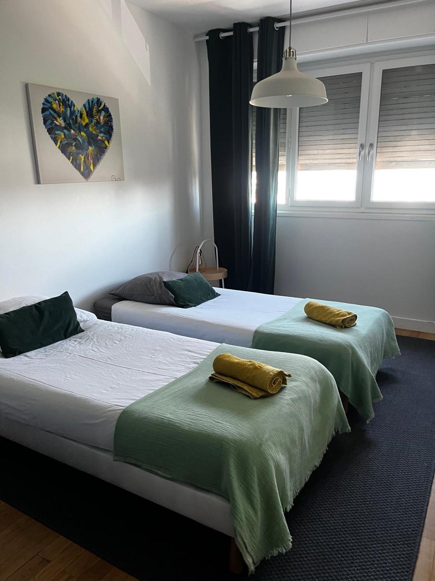 Le Saint-Irenee Apartment ลียง ภายนอก รูปภาพ